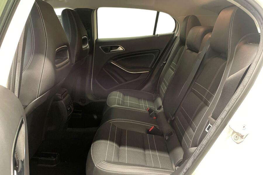 Mercedes-Benz GLA vaihtoauto