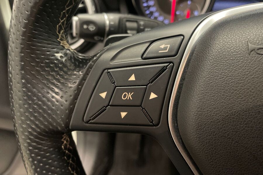 Mercedes-Benz GLA vaihtoauto