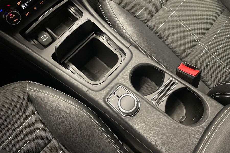 Mercedes-Benz GLA vaihtoauto