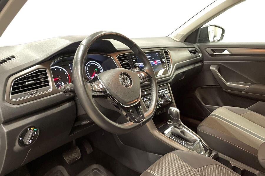 Volkswagen T-Roc vaihtoauto