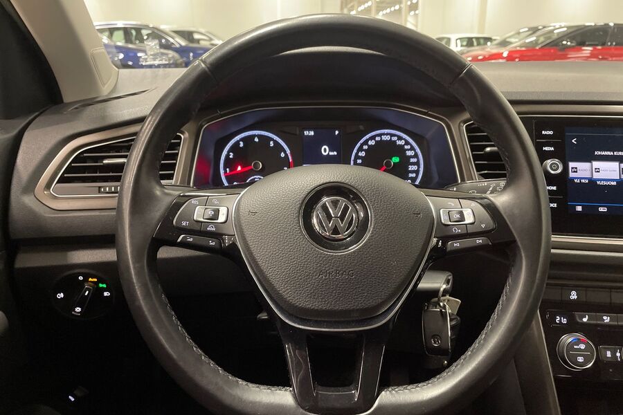 Volkswagen T-Roc vaihtoauto