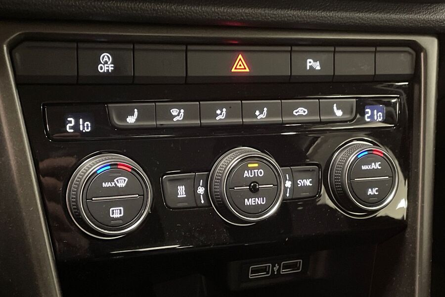 Volkswagen T-Roc vaihtoauto