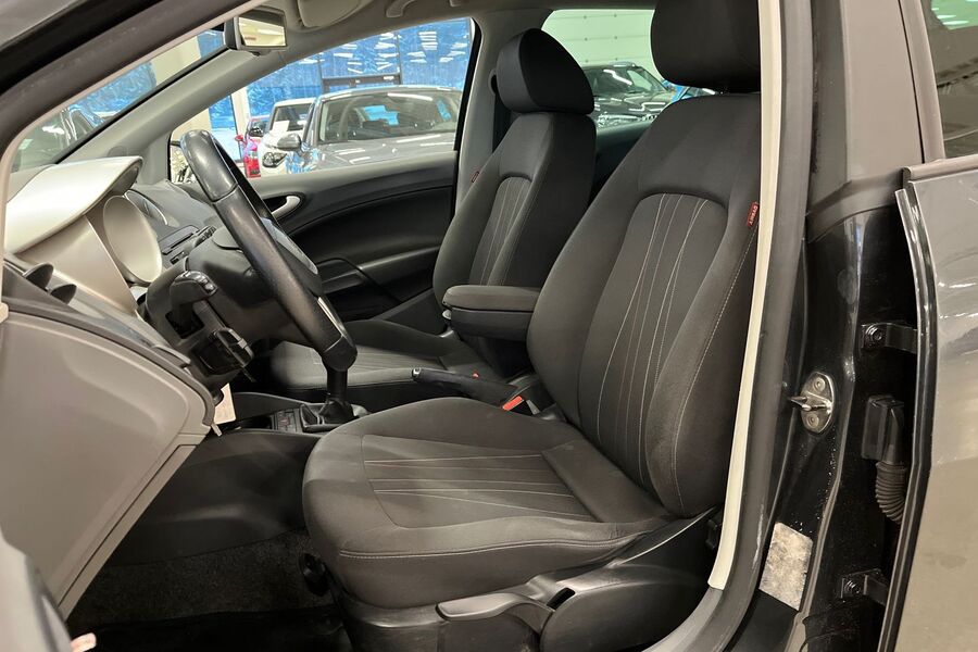 SEAT Ibiza ST vaihtoauto