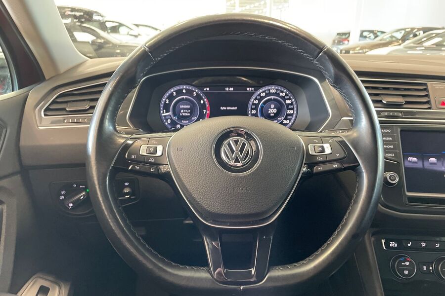 Volkswagen Tiguan vaihtoauto