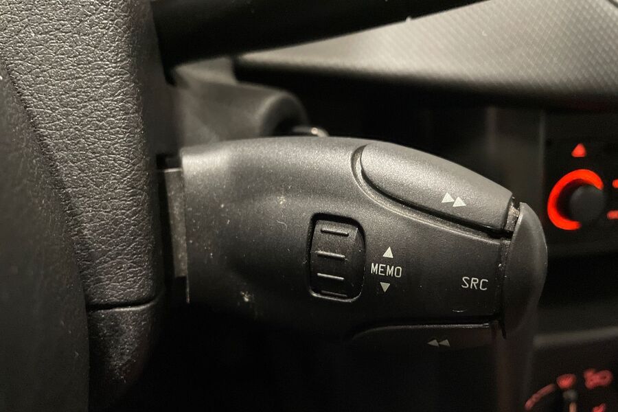 Peugeot 207 vaihtoauto