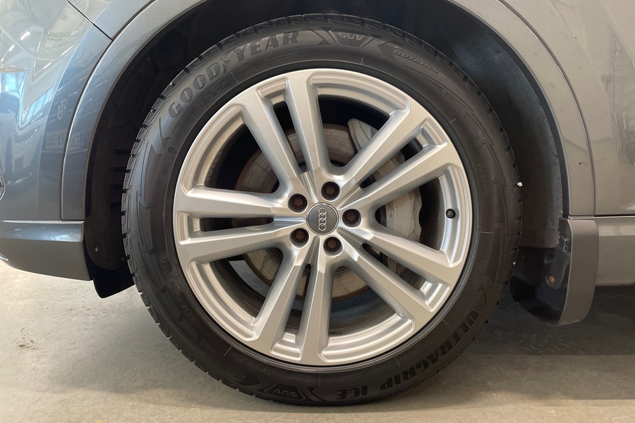 Audi Q7 vaihtoauto