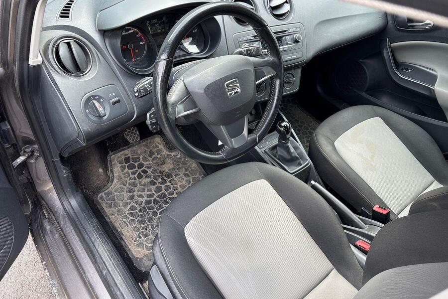 SEAT Ibiza ST vaihtoauto