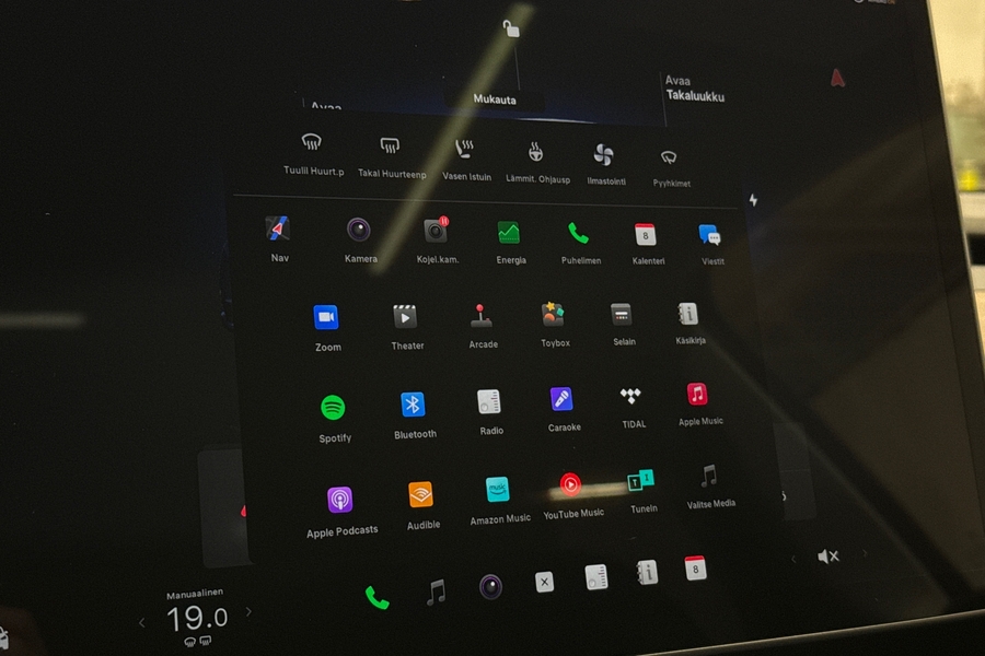 Tesla Model Y vaihtoauto