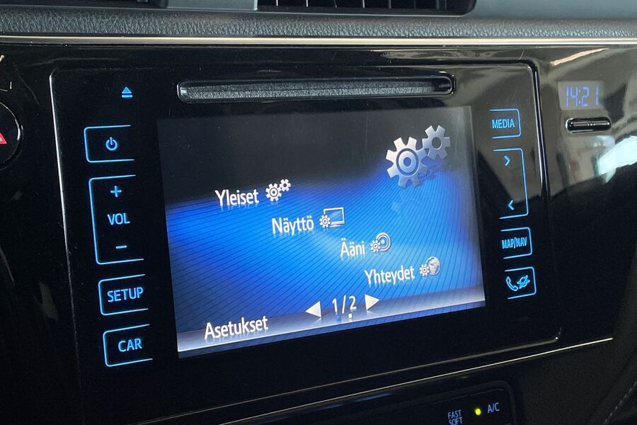 Toyota Auris vaihtoauto