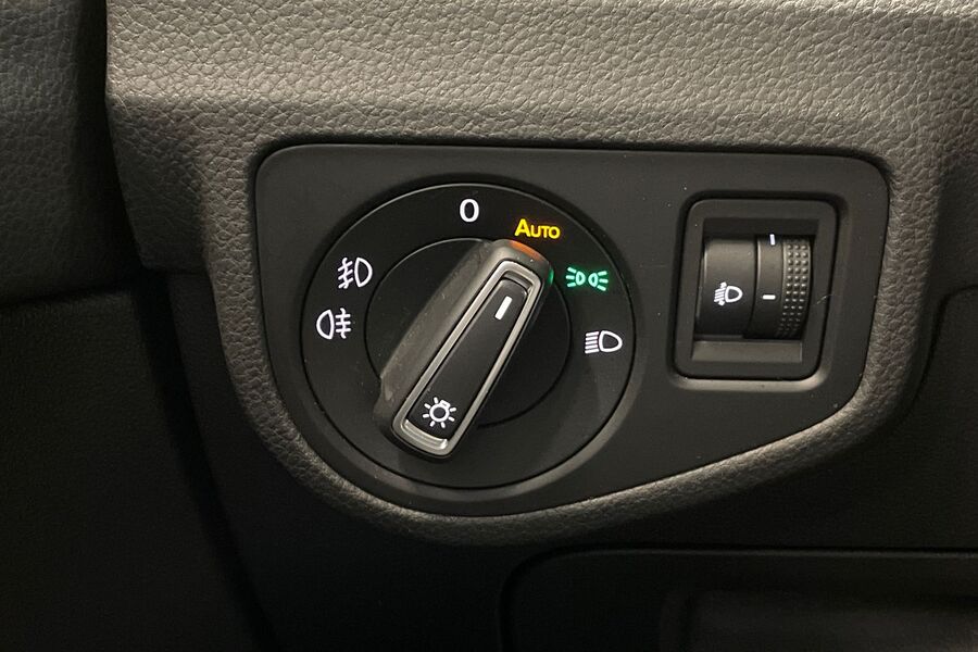 Volkswagen Golf Sportsvan vaihtoauto