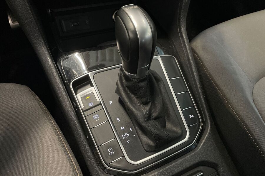 Volkswagen Golf Sportsvan vaihtoauto