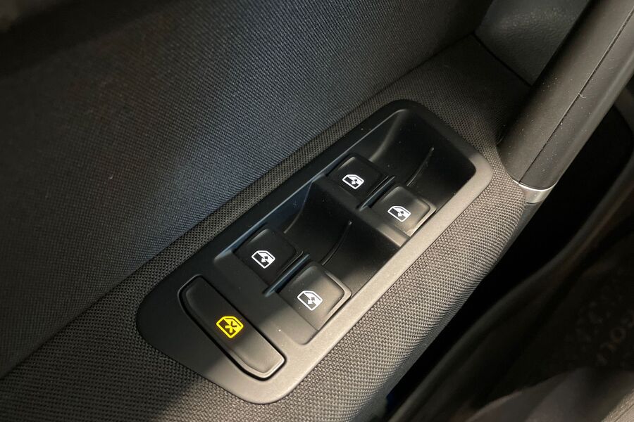 Volkswagen Golf Sportsvan vaihtoauto