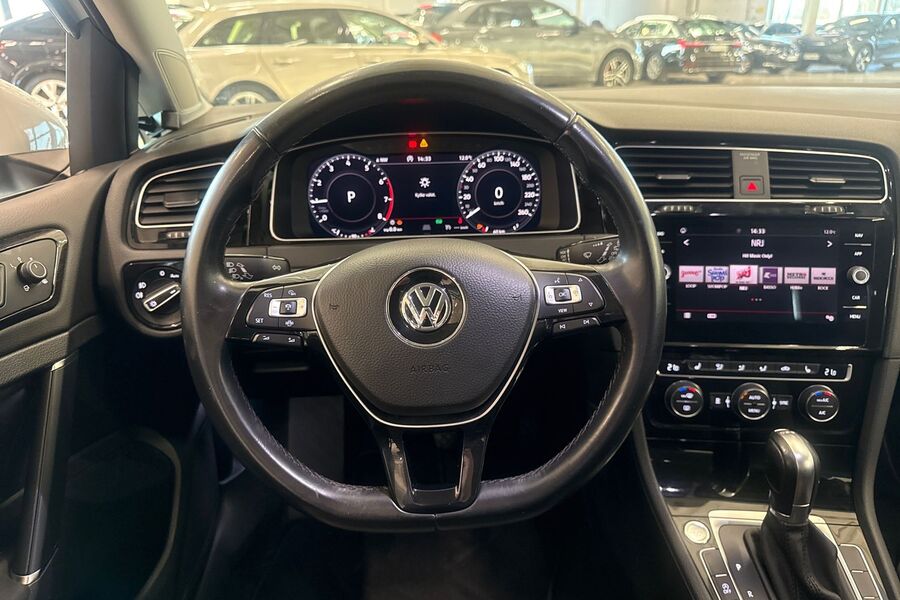 Volkswagen Golf vaihtoauto