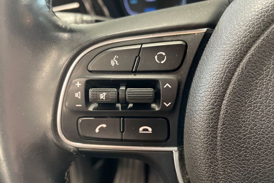 Kia Niro plug-in vaihtoauto