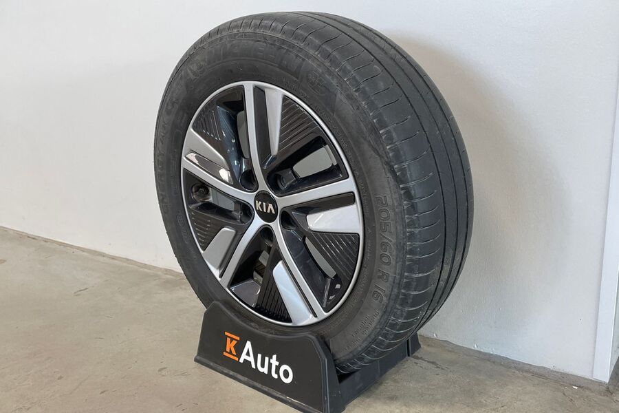 Kia Niro plug-in vaihtoauto