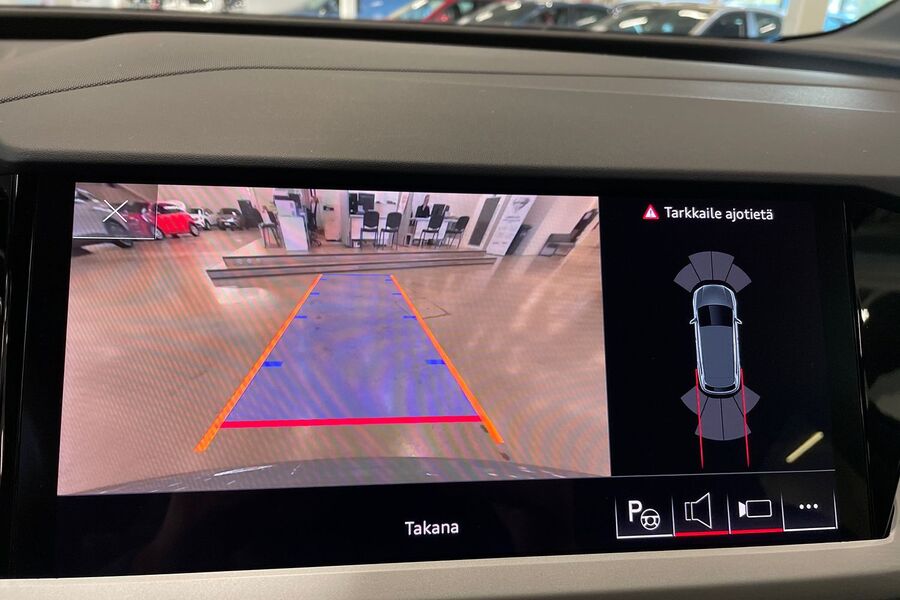 Audi Q4 e-tron vaihtoauto