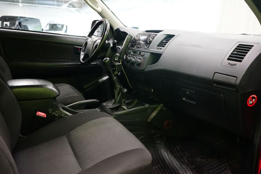 Toyota Hilux vaihtoauto