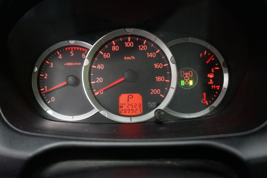 Mitsubishi L200 vaihtoauto