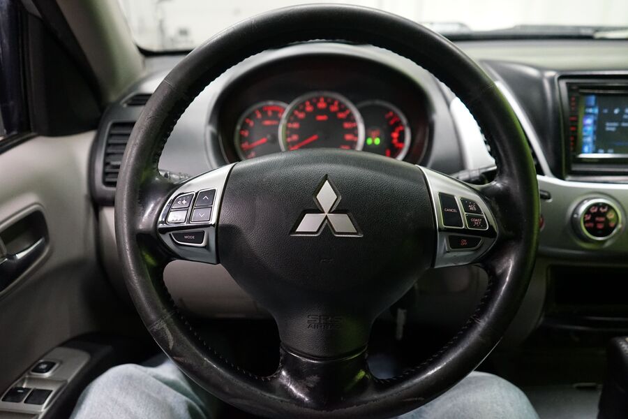 Mitsubishi L200 vaihtoauto