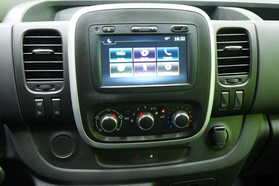 Renault Trafic vaihtoauto