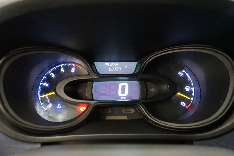 Opel Vivaro vaihtoauto