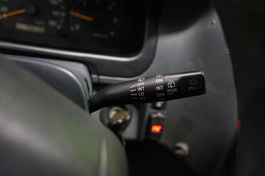 Toyota Hiace vaihtoauto