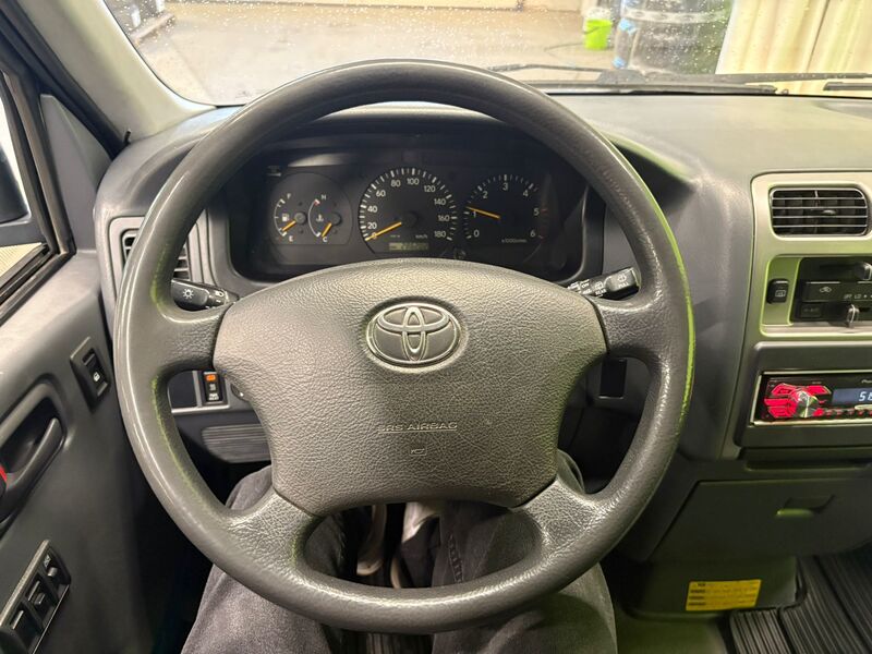 Toyota Hiace vaihtoauto