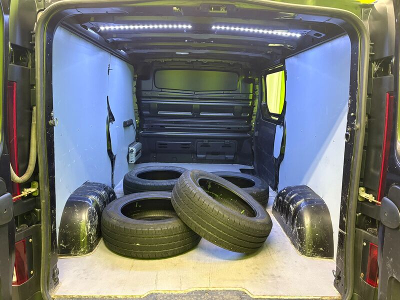 Renault Trafic vaihtoauto