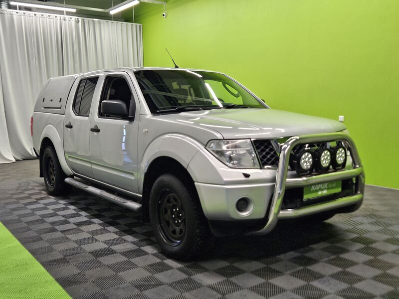 Nissan Navara vaihtoauto