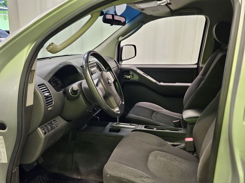 Nissan Navara vaihtoauto