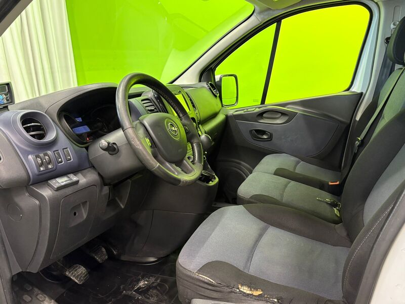 Opel Vivaro vaihtoauto