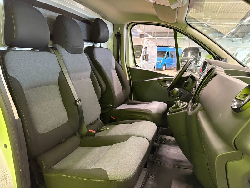 Opel Vivaro vaihtoauto