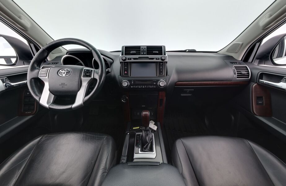 Toyota Land Cruiser vaihtoauto