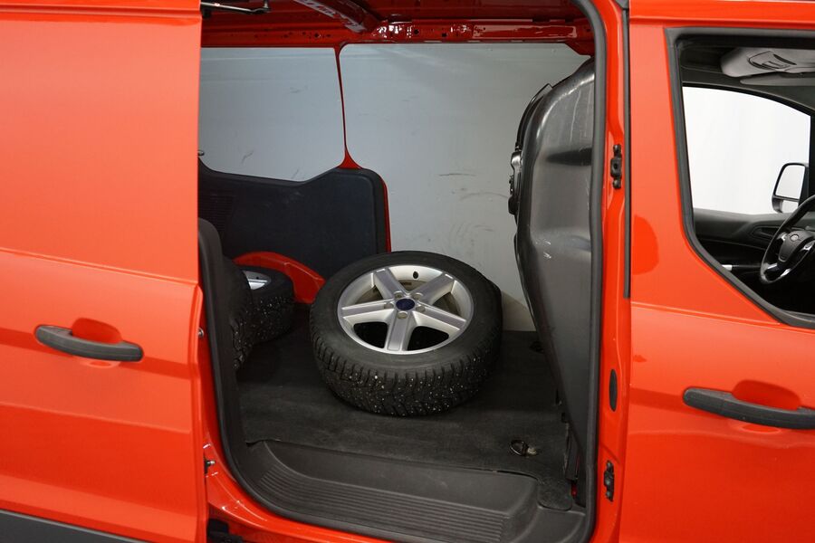 Ford Transit Connect vaihtoauto