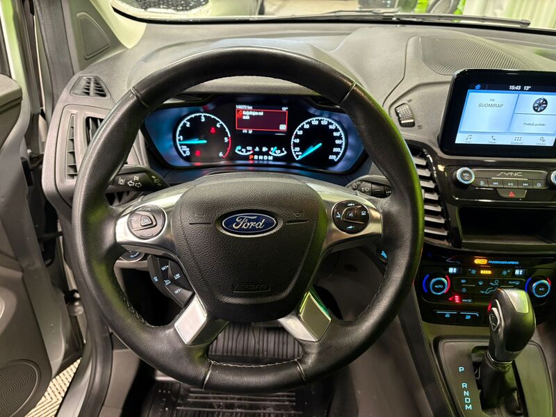 Ford Grand Tourneo Connect vaihtoauto