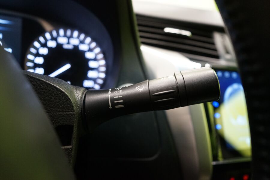 Nissan Navara vaihtoauto