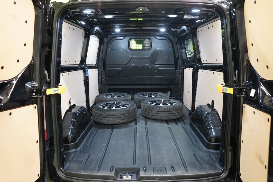 Ford Transit Custom vaihtoauto