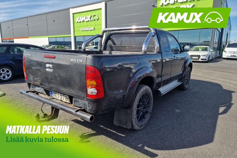 Toyota Hilux vaihtoauto