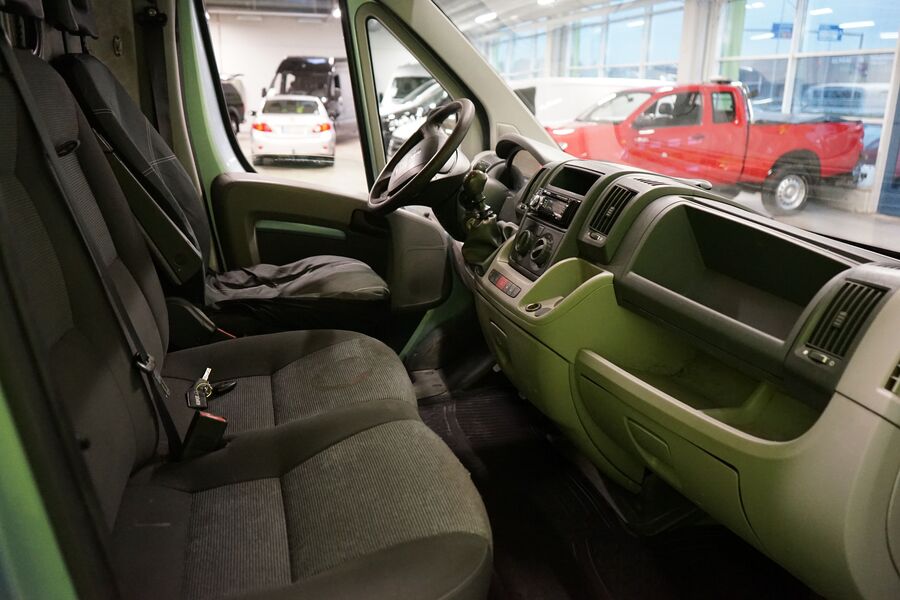 Peugeot Boxer vaihtoauto