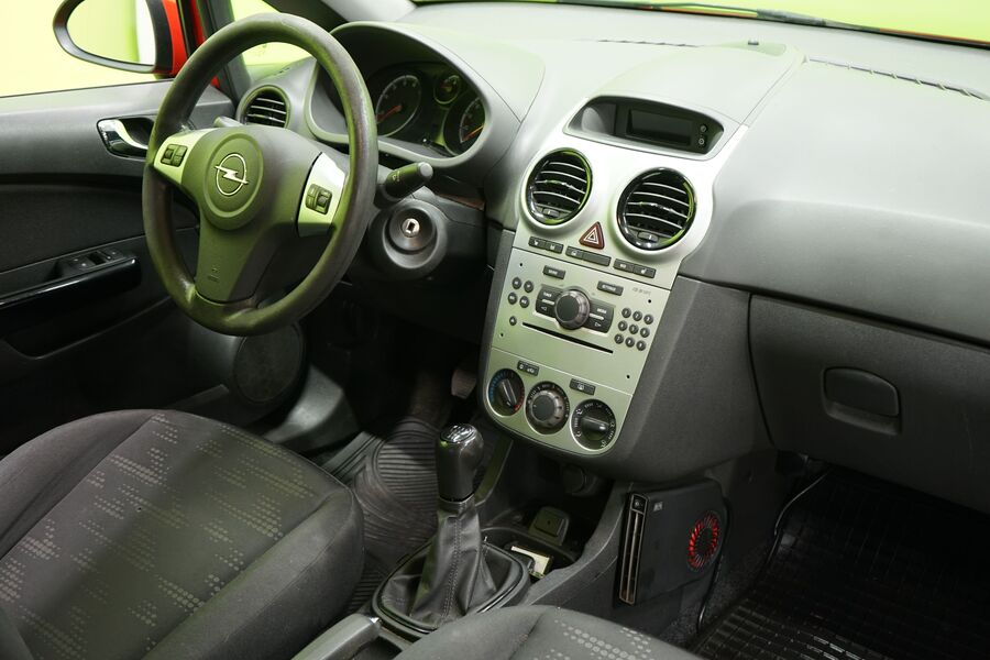 Opel Corsa vaihtoauto