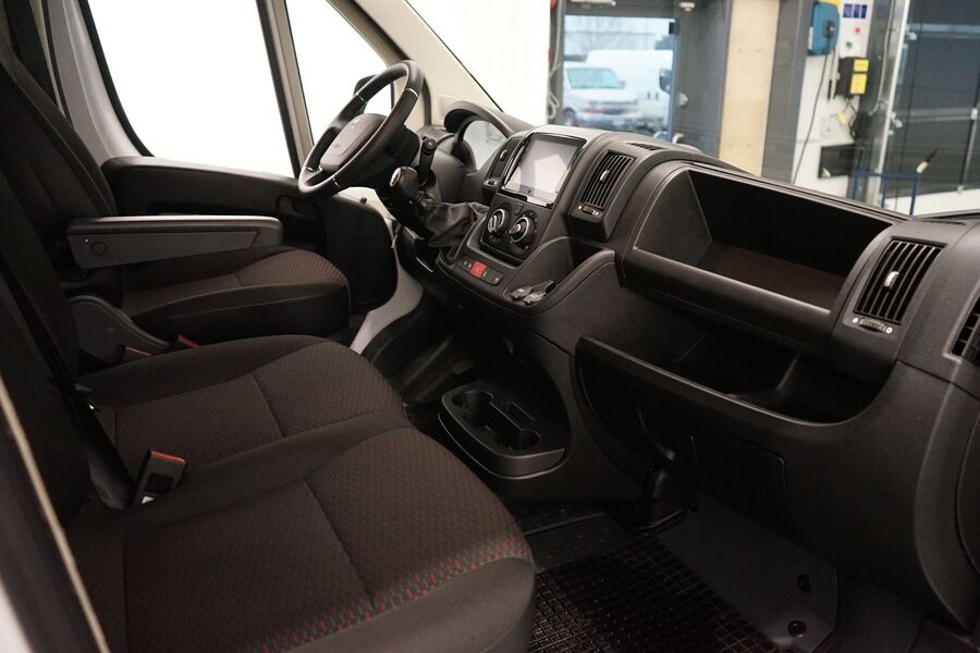 Peugeot Boxer vaihtoauto