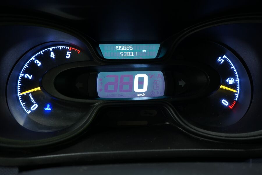 Opel Vivaro vaihtoauto