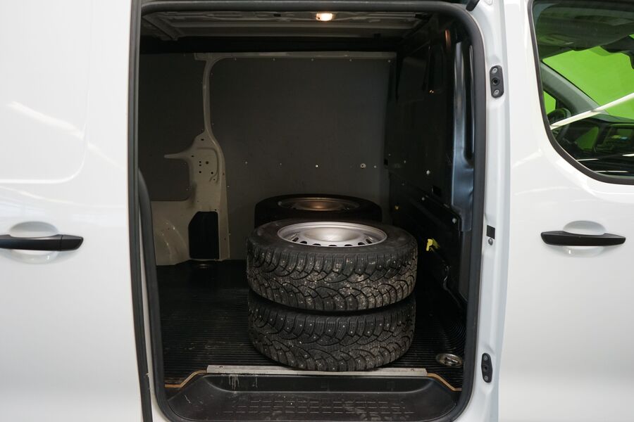 Opel Vivaro vaihtoauto