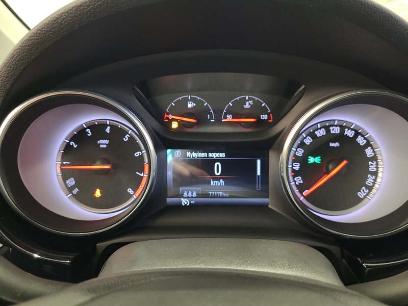 Opel Astra vaihtoauto