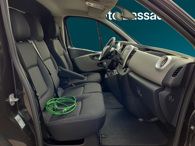 Renault Trafic vaihtoauto