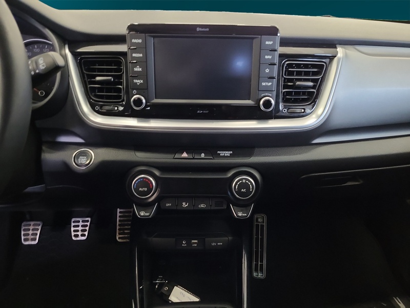 Kia Stonic vaihtoauto