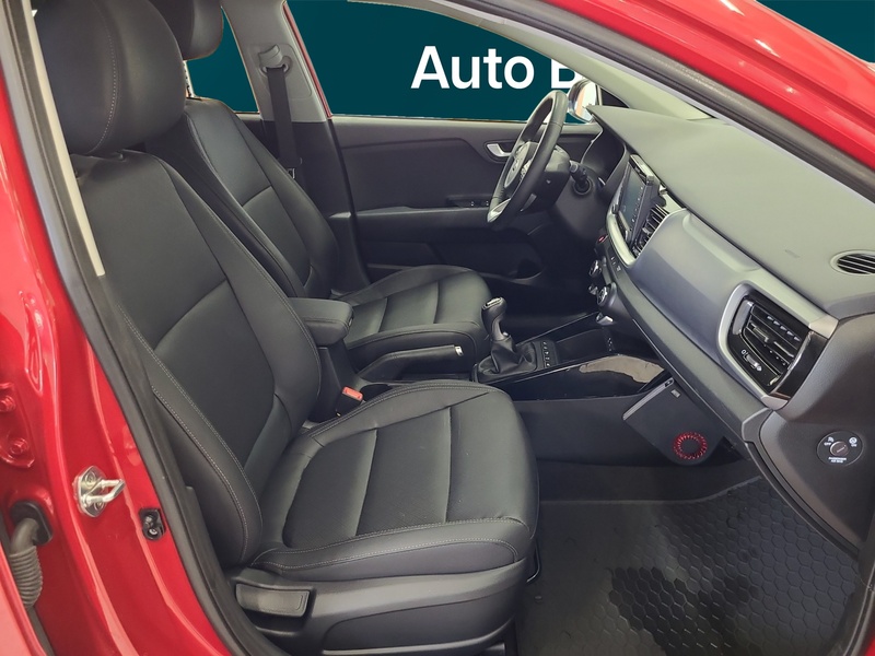 Kia Stonic vaihtoauto