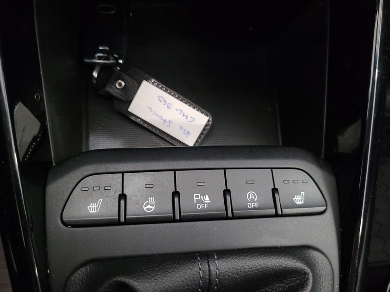 Kia Stonic vaihtoauto