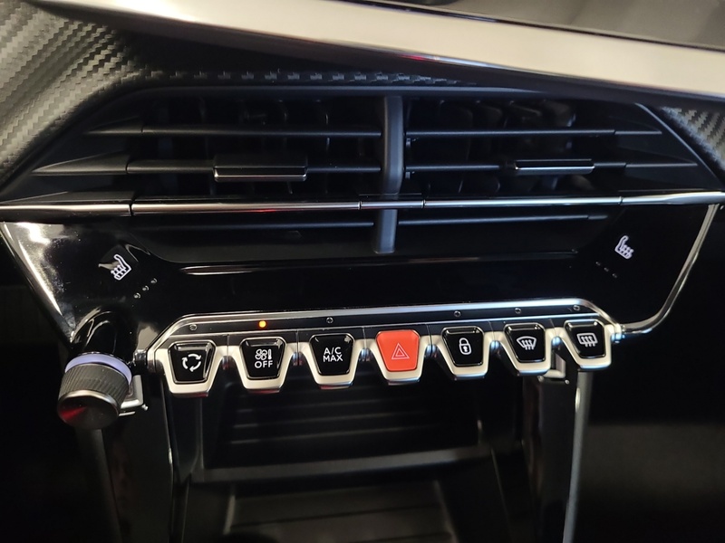 Peugeot 208 vaihtoauto