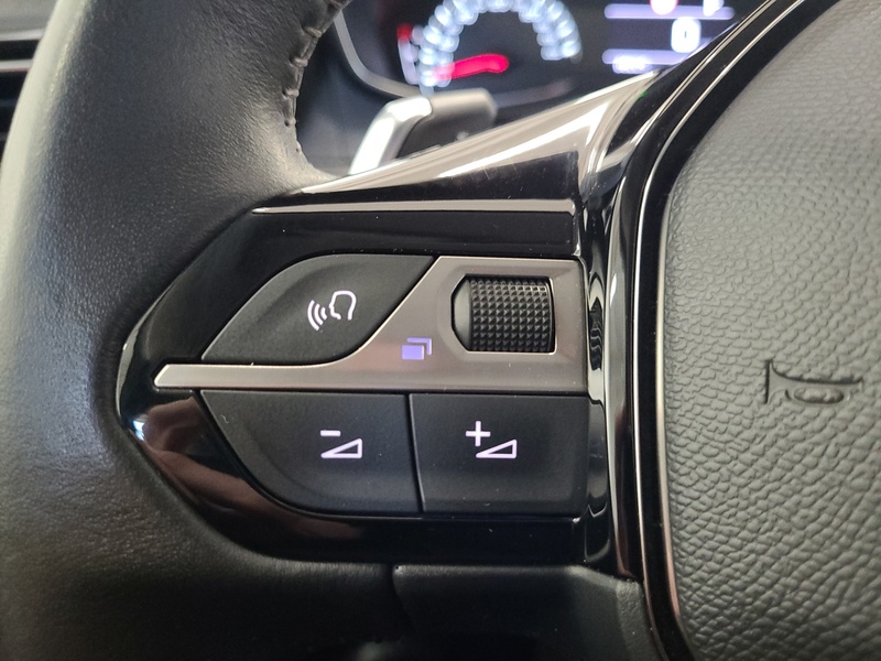 Peugeot 208 vaihtoauto